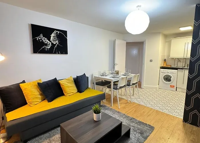 Shoreditch Luxe Retreat